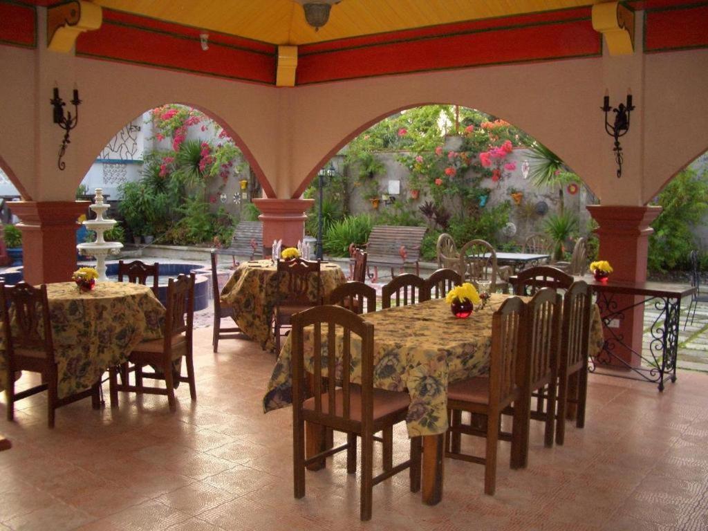 Casa La Granja Hotel Iloilo City Luaran gambar