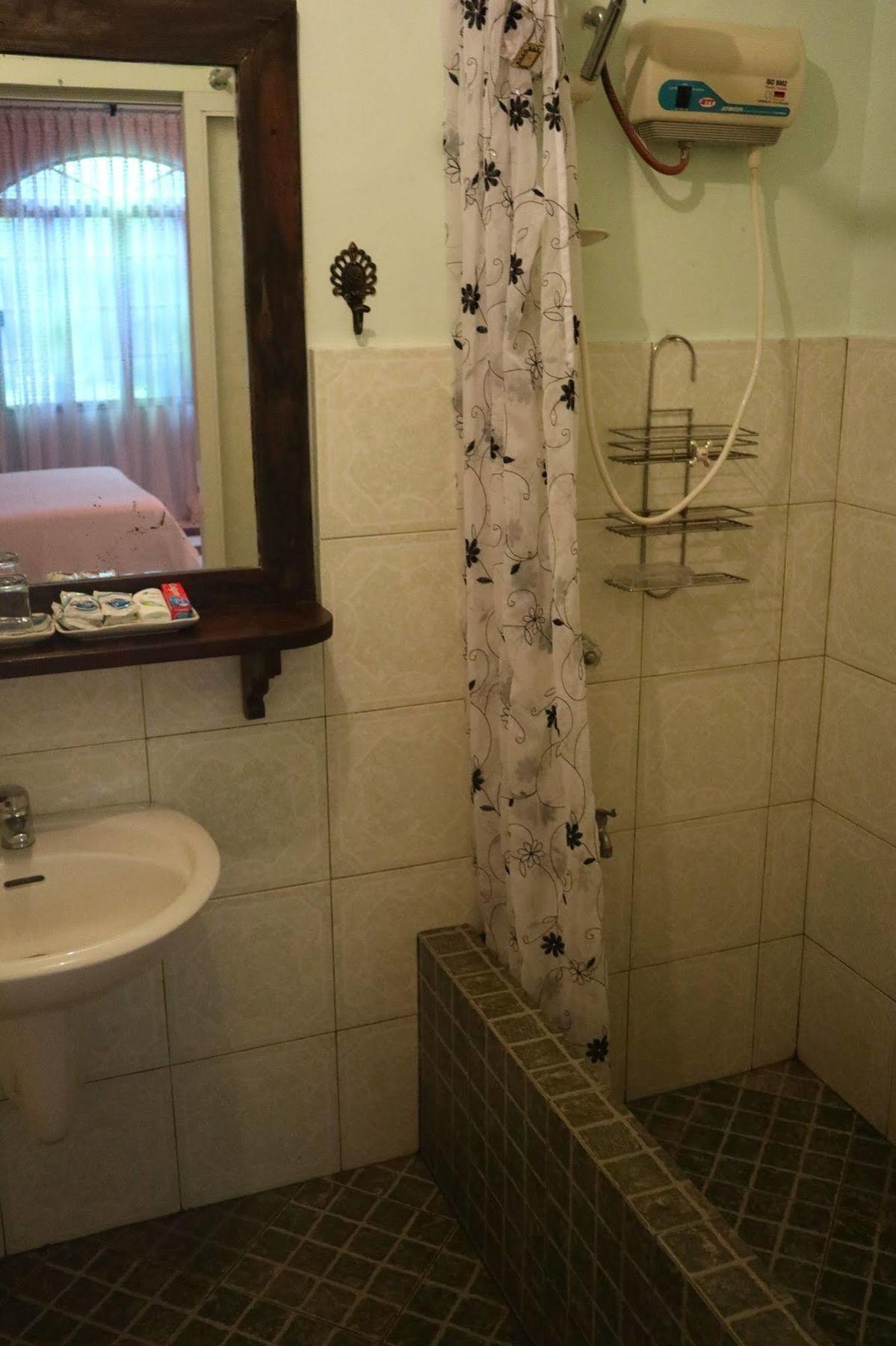 Casa La Granja Hotel Iloilo City Luaran gambar