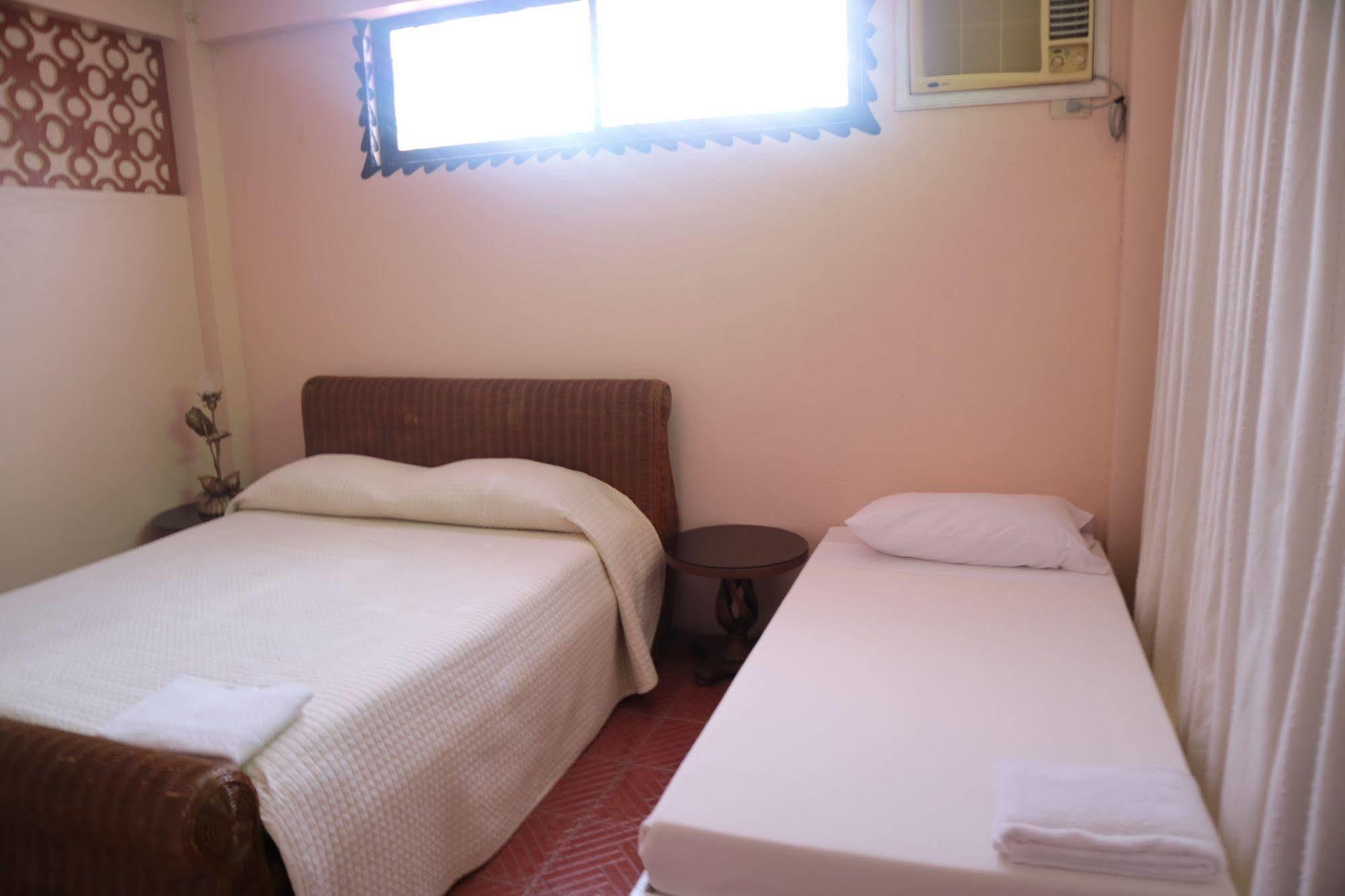 Casa La Granja Hotel Iloilo City Luaran gambar